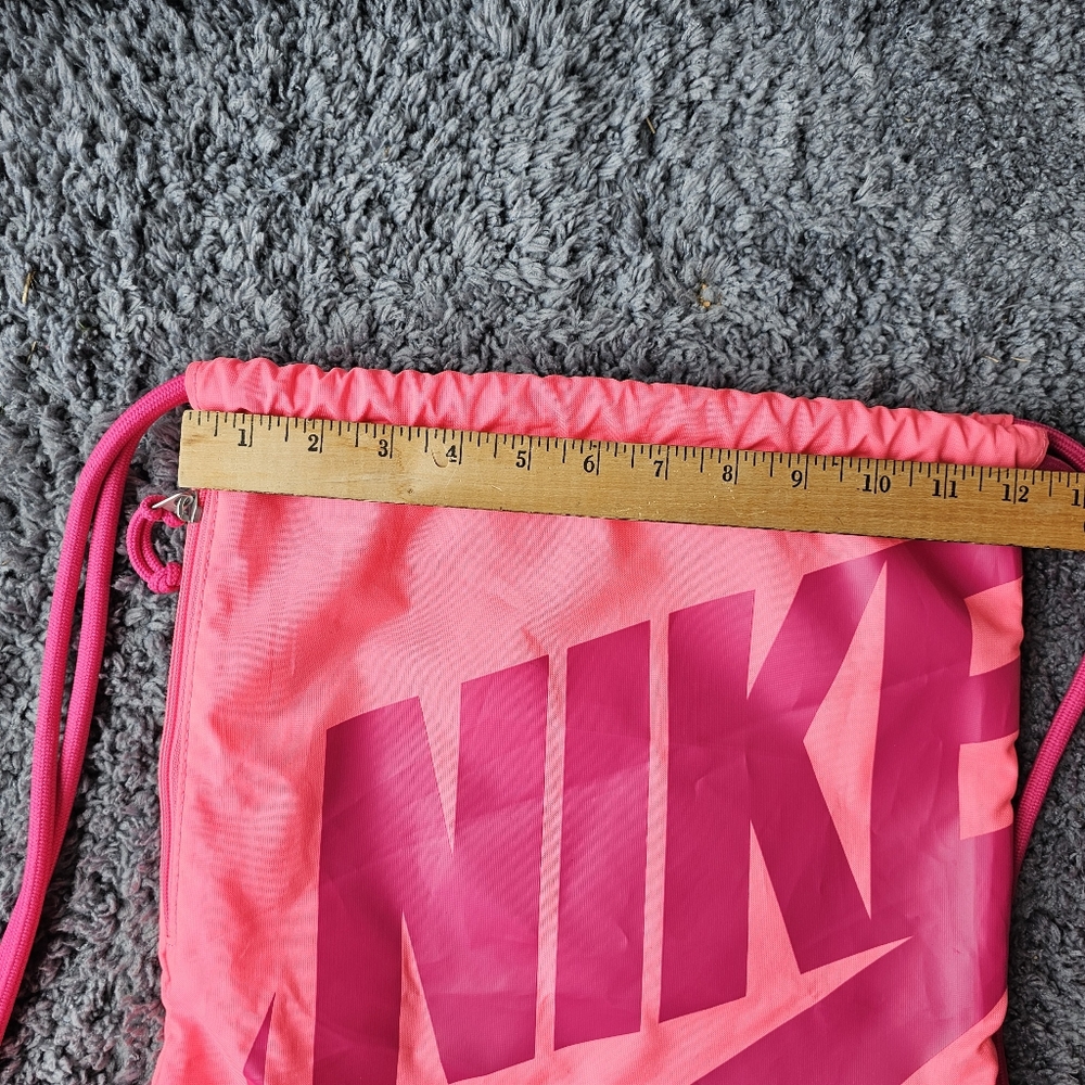 Nike Pink Drawstring Bag - Picture 4 of 6